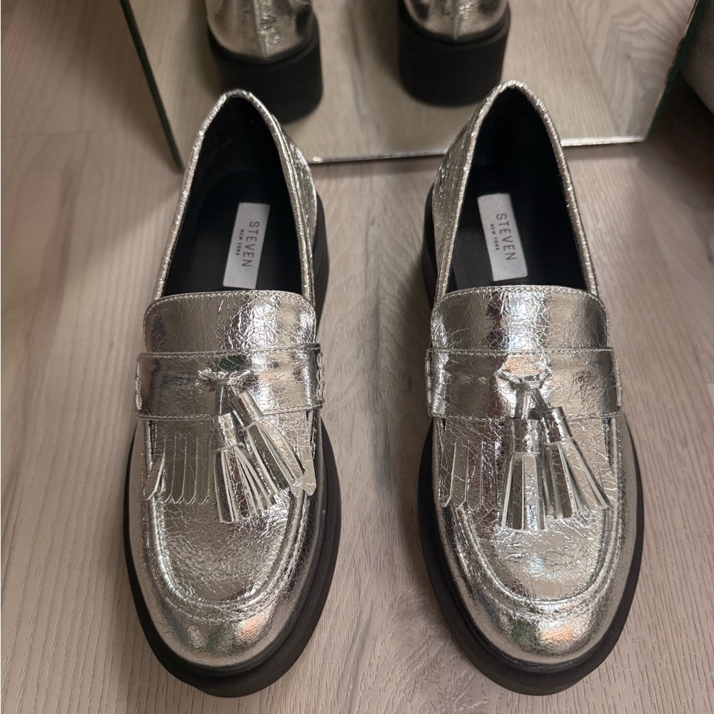 STEVEN Beryn Silver Shoes Size 8.5